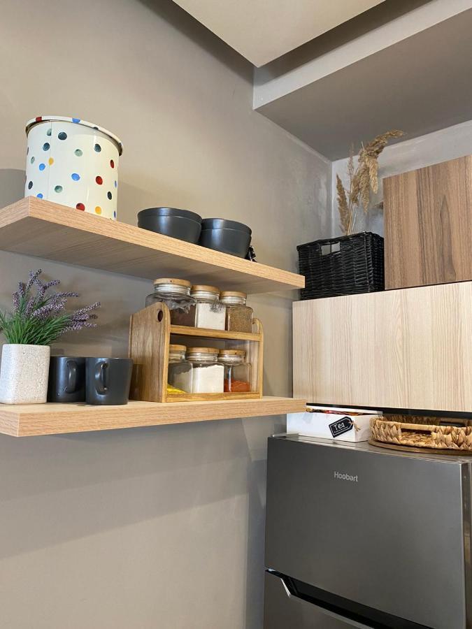 Qerret Boutique Studio Apartment ゴーレム エクステリア 写真