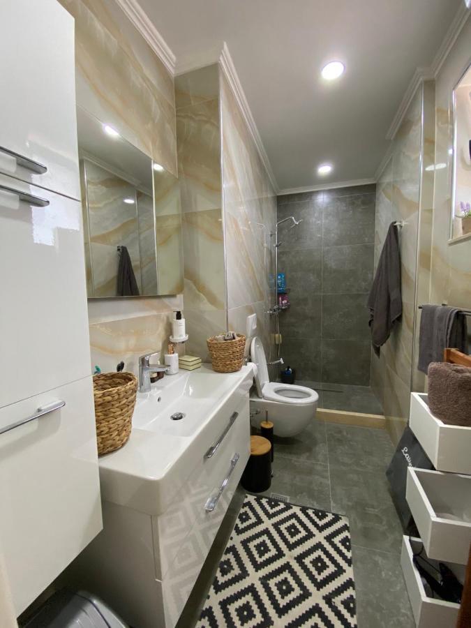 Qerret Boutique Studio Apartment ゴーレム エクステリア 写真